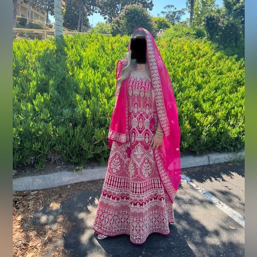 Indian Salwar Suit/ anarkali size 38 not altered